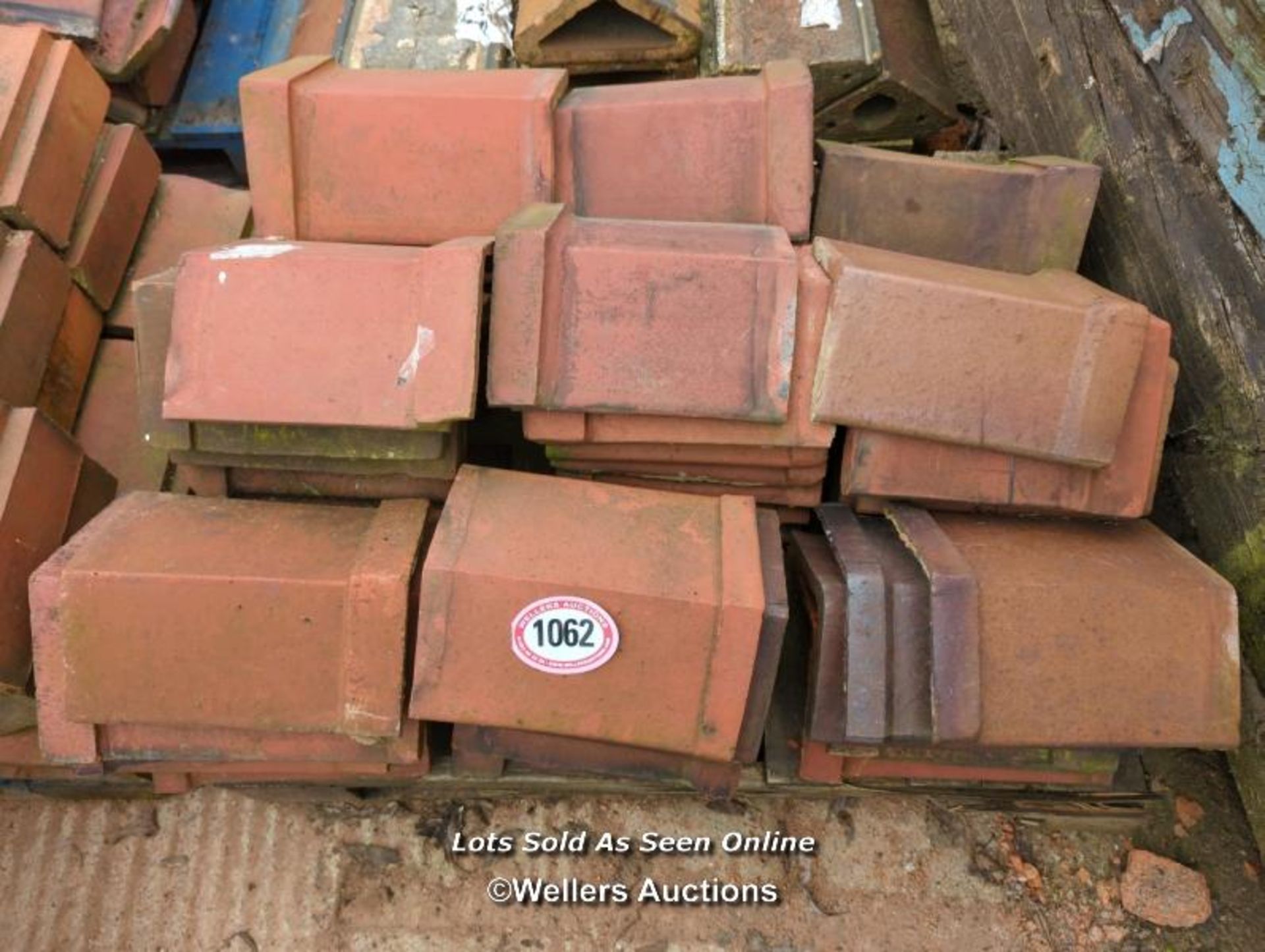 *APPROX X45 ANGLED RED RIDGE ROOF TILES, 34CM (L)