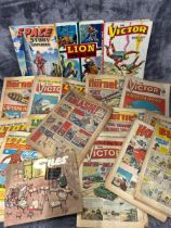 Vintage annuals and comics including Lion, Victor, The Hornet and Smash no.95, 1967 featuring Batman