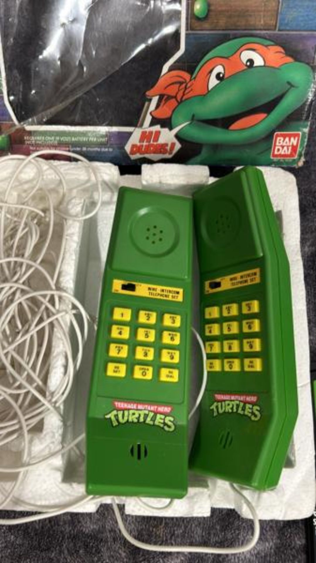 Teenage Mutant Hero Turtles - boxed Ban Dai Intercom telephone toy, Turtles VI game for Super - Image 2 of 6