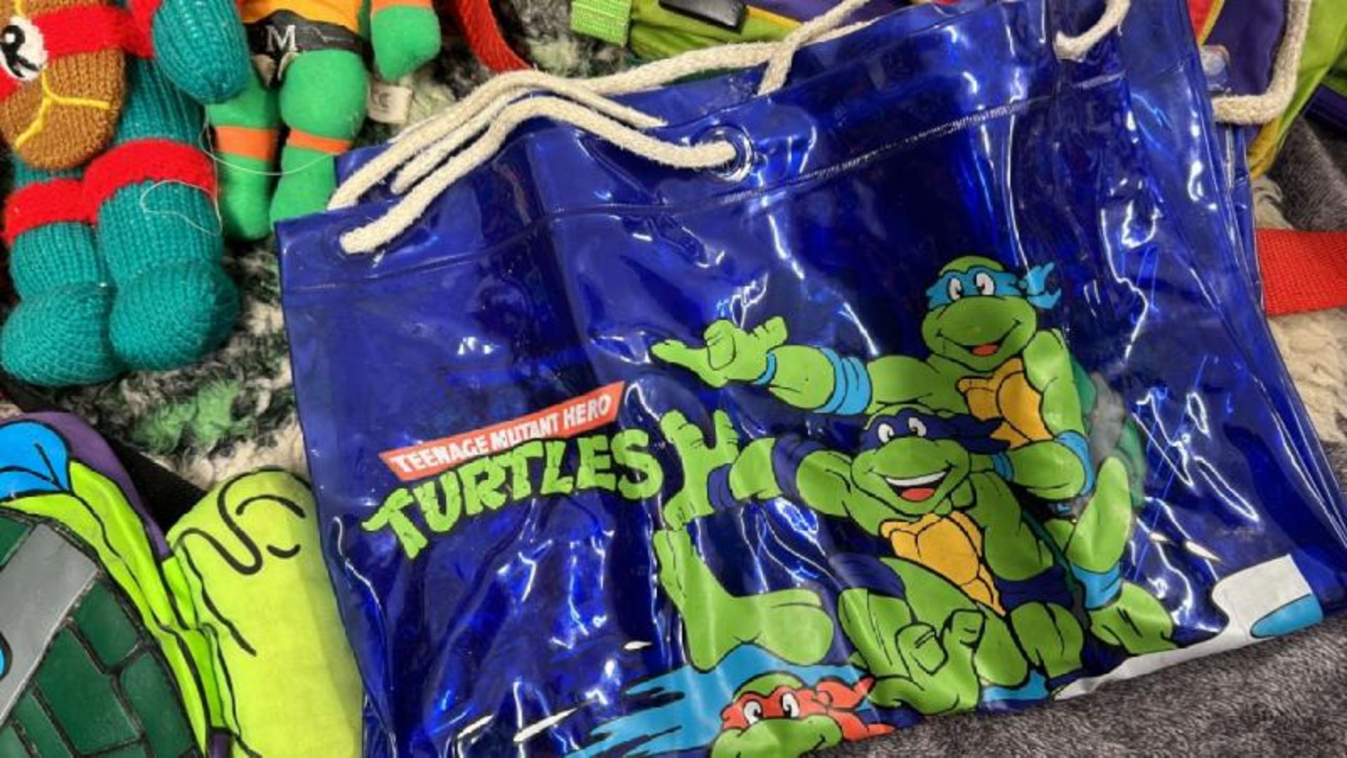 Teenage Mutant Hero Turtles soft toys, rug, rucksacks, bags and hot water bottles / AN41 - Image 5 of 8