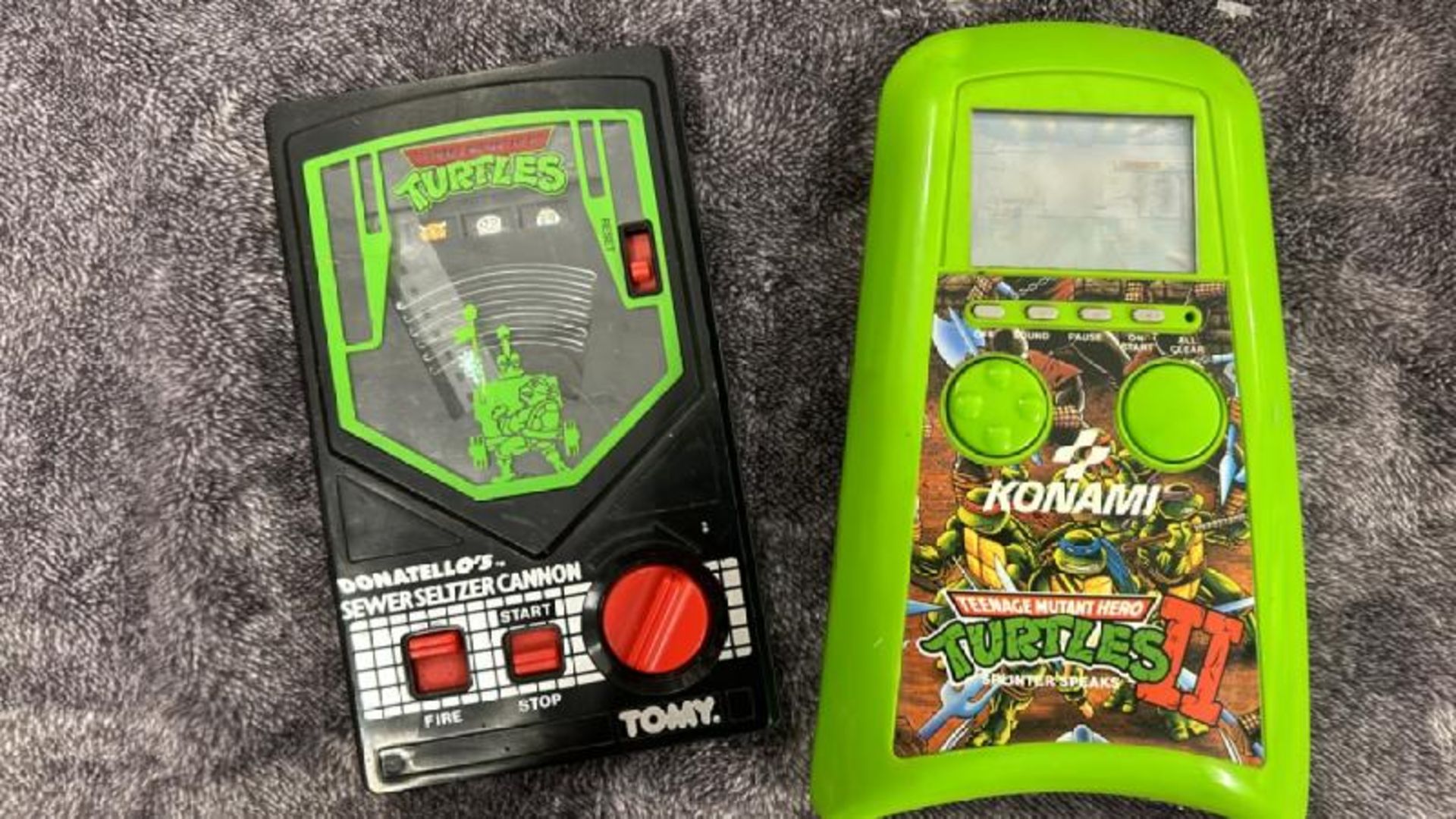 Teenage Mutant Hero Turtles - boxed Ban Dai Intercom telephone toy, Turtles VI game for Super - Image 5 of 6