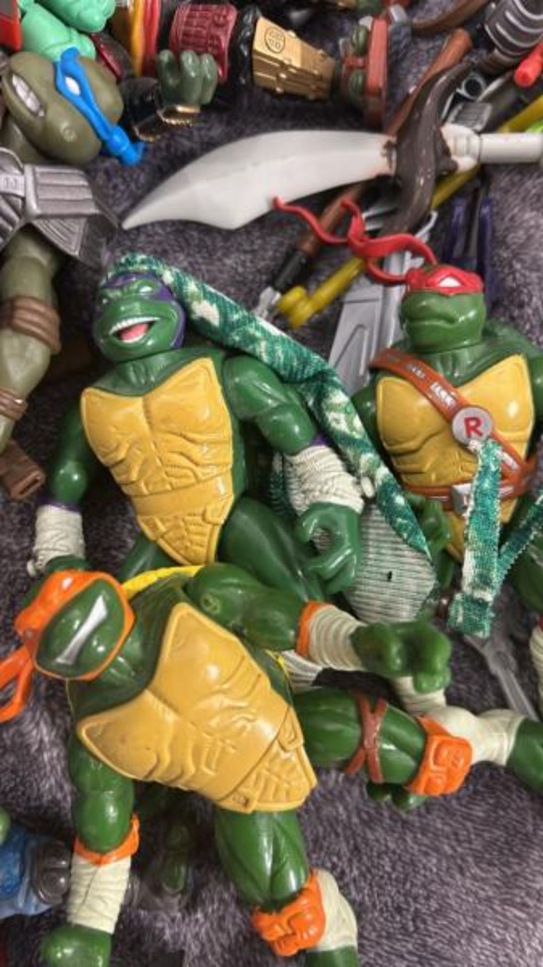 Teenage Mutant Ninja Turtles - Assorted loose figures including some based on the movie versions and - Image 6 of 13