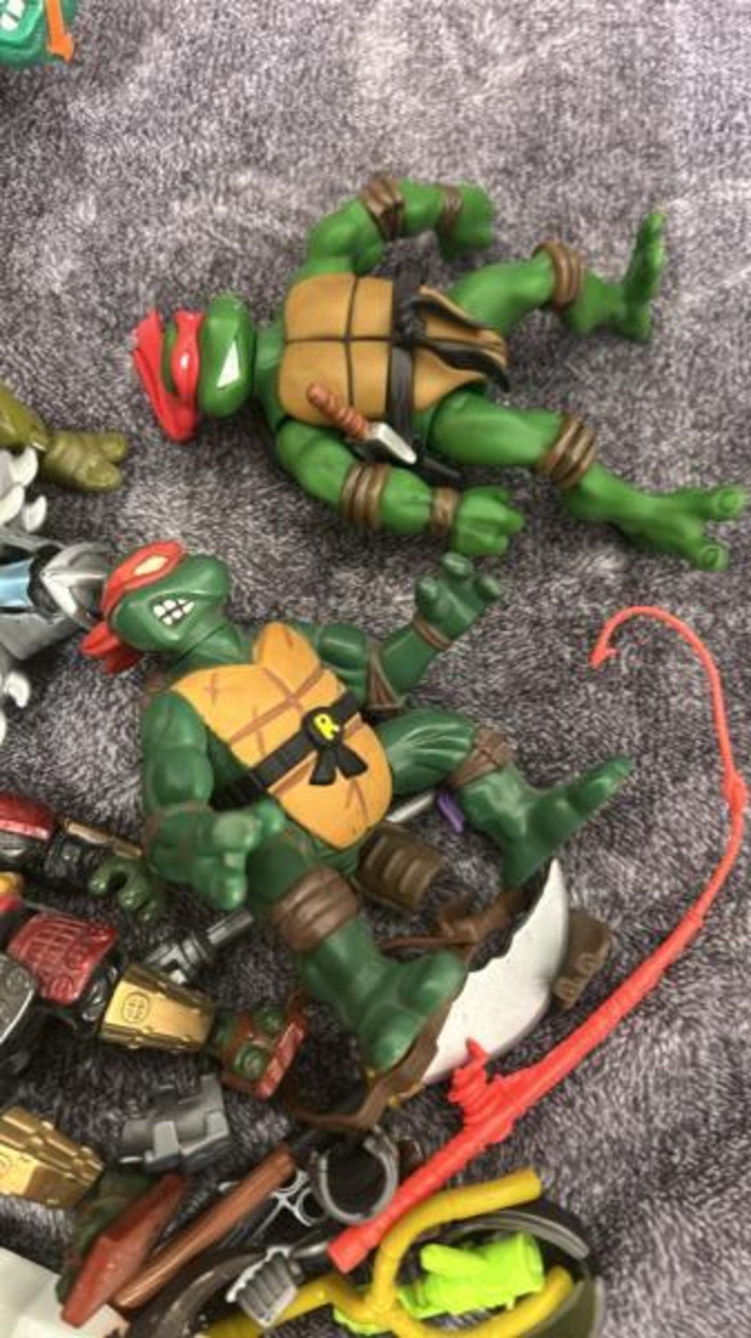 Teenage Mutant Ninja Turtles - Assorted loose figures including some based on the movie versions and - Image 4 of 13
