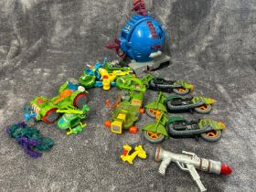 Small collection of Teenage Mutant Hero Turtles toys including Technodrome Scout Vehicle / AN48