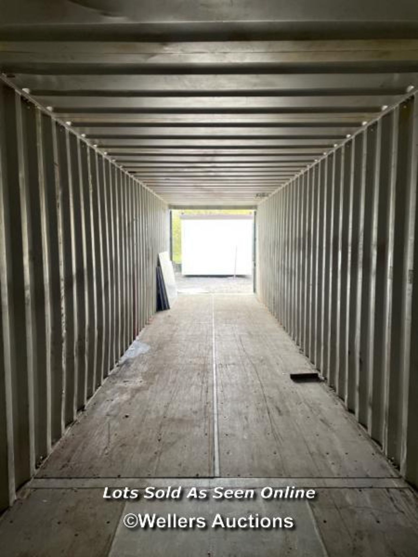 40' X 8' STEEL SHIPPING CONTAINER, 2.65M HIGH - Image 10 of 10
