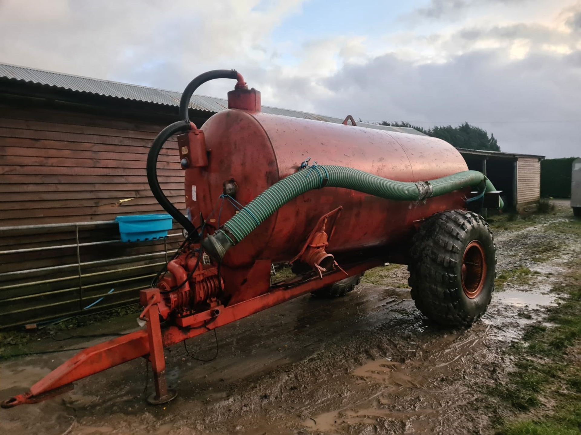 SLURRY TANKER, 1100 GALLON