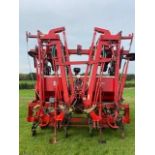 BECKER AEROMAT 8 ROW MAIZE DRILL