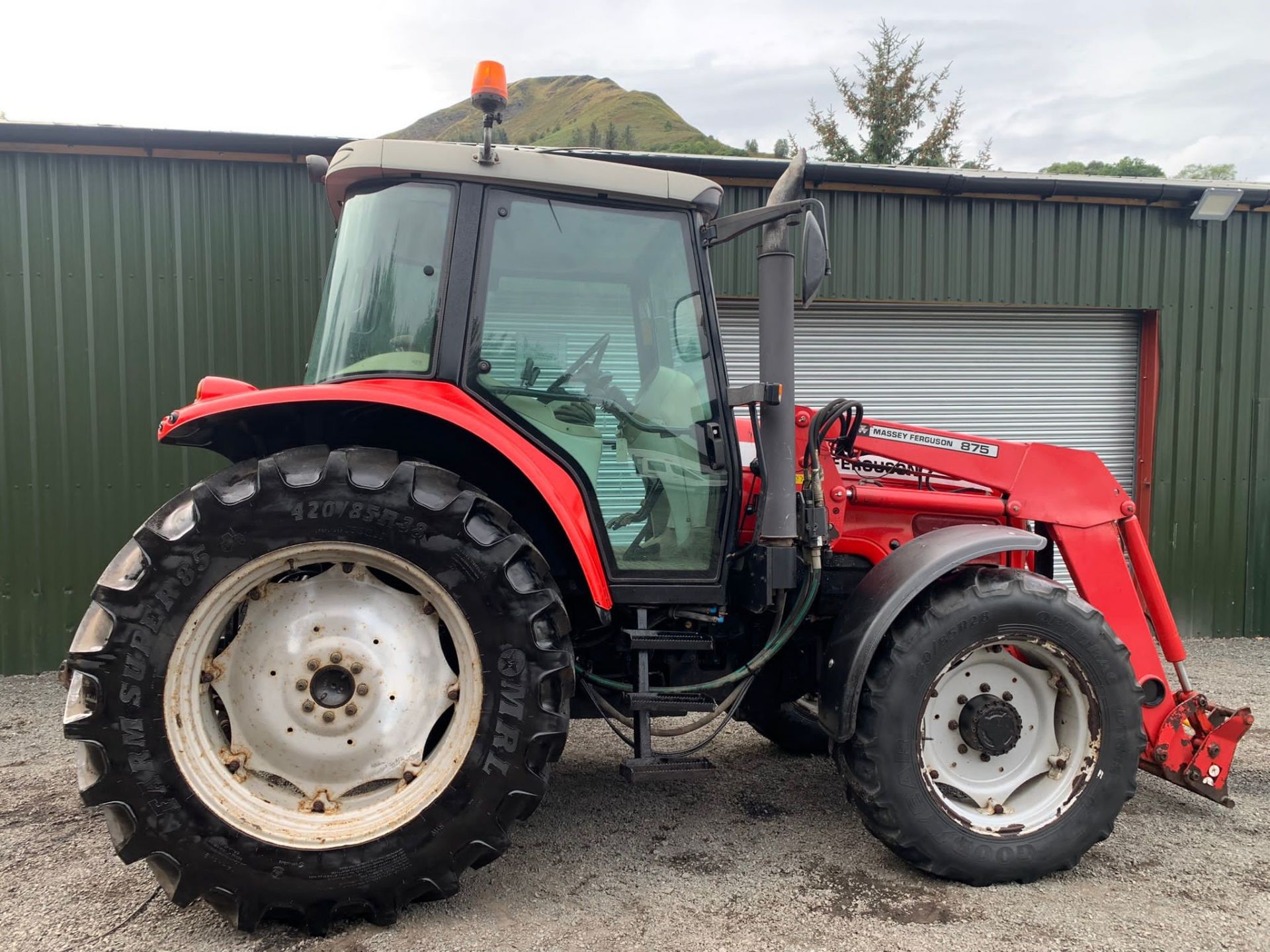 MASSEY FERGUSON 6455 LOADER TRACTOR - Image 7 of 17