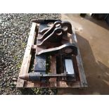 JCB PIN & CONE HEADSTOCK TO SUIT JCB