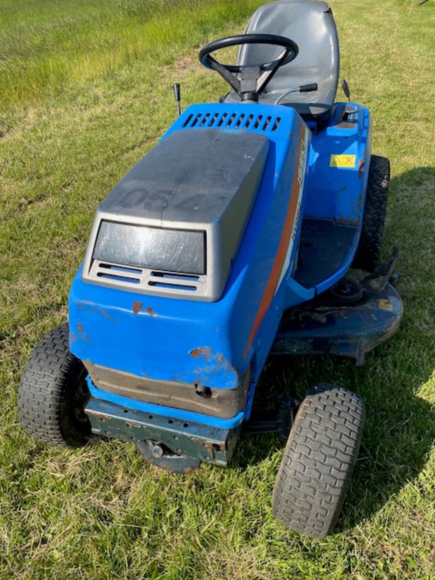 ISEKI HYDROSTATIC DIESEL MOWER - Image 2 of 7