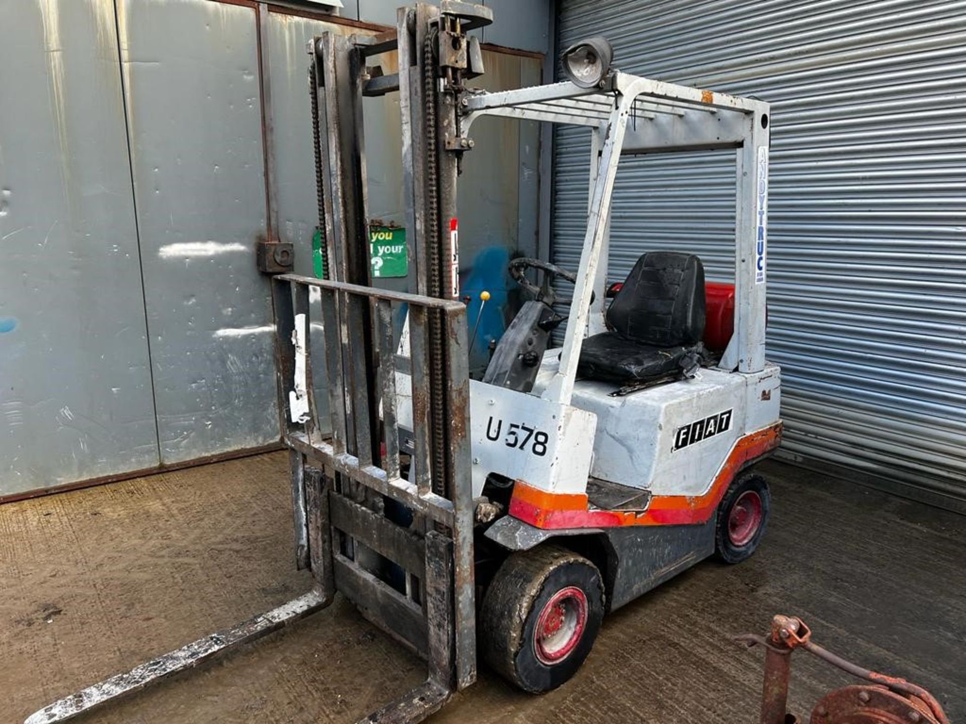 FIAT GAS FORKLIFT TRUCK - Image 6 of 7