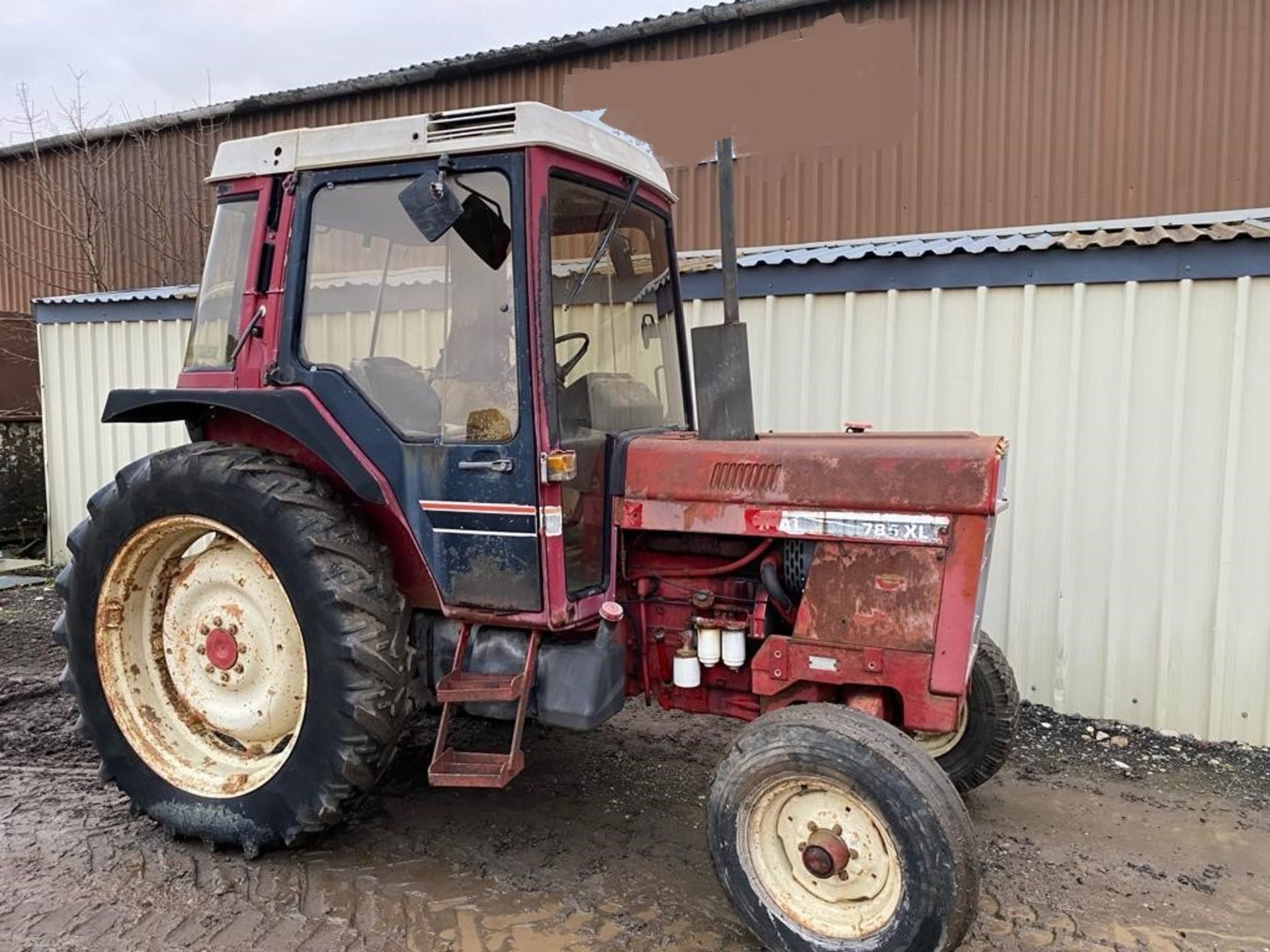 INTERNATIONAL 785XL TRACTOR