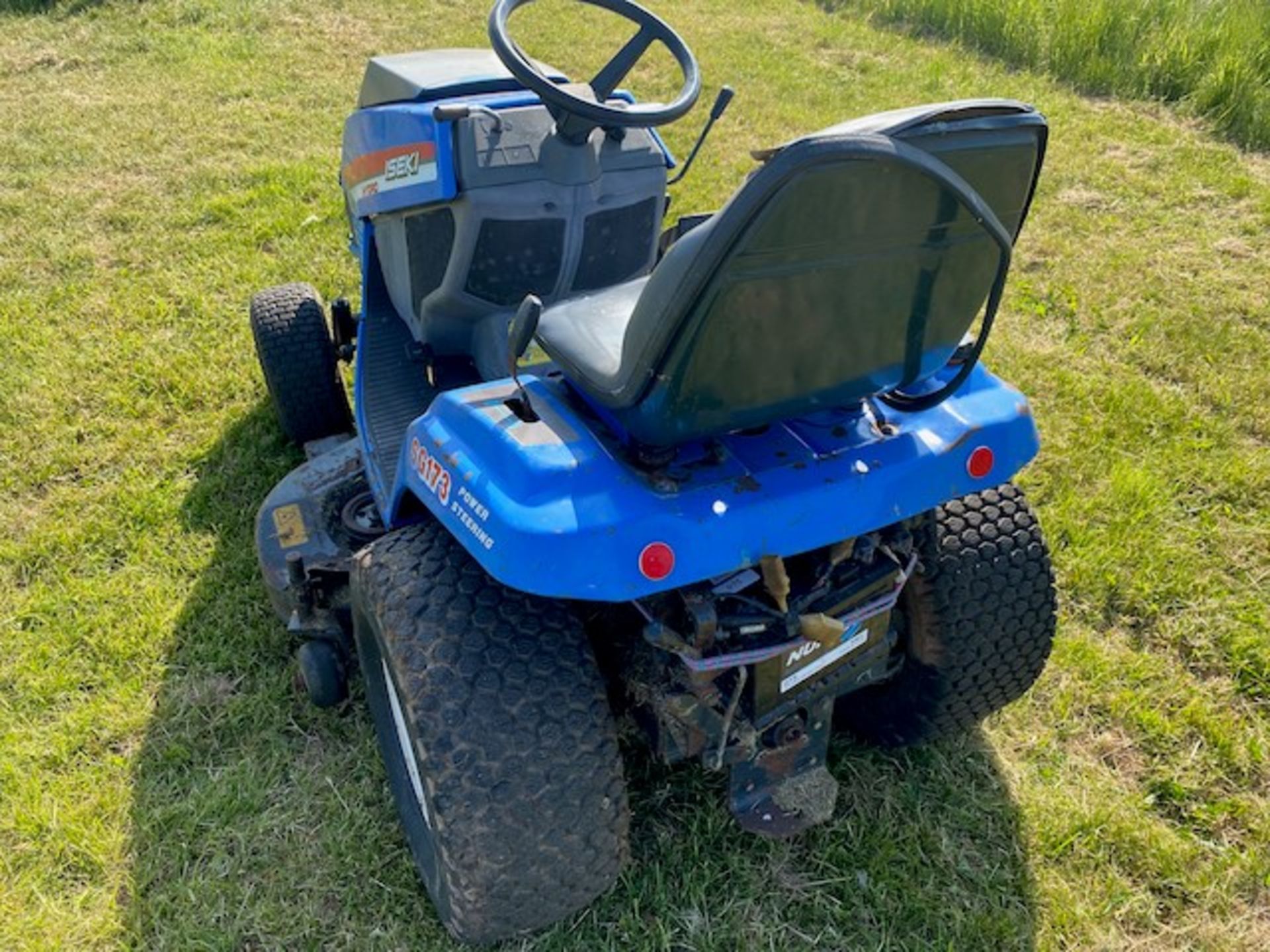 ISEKI HYDROSTATIC DIESEL MOWER - Image 3 of 7