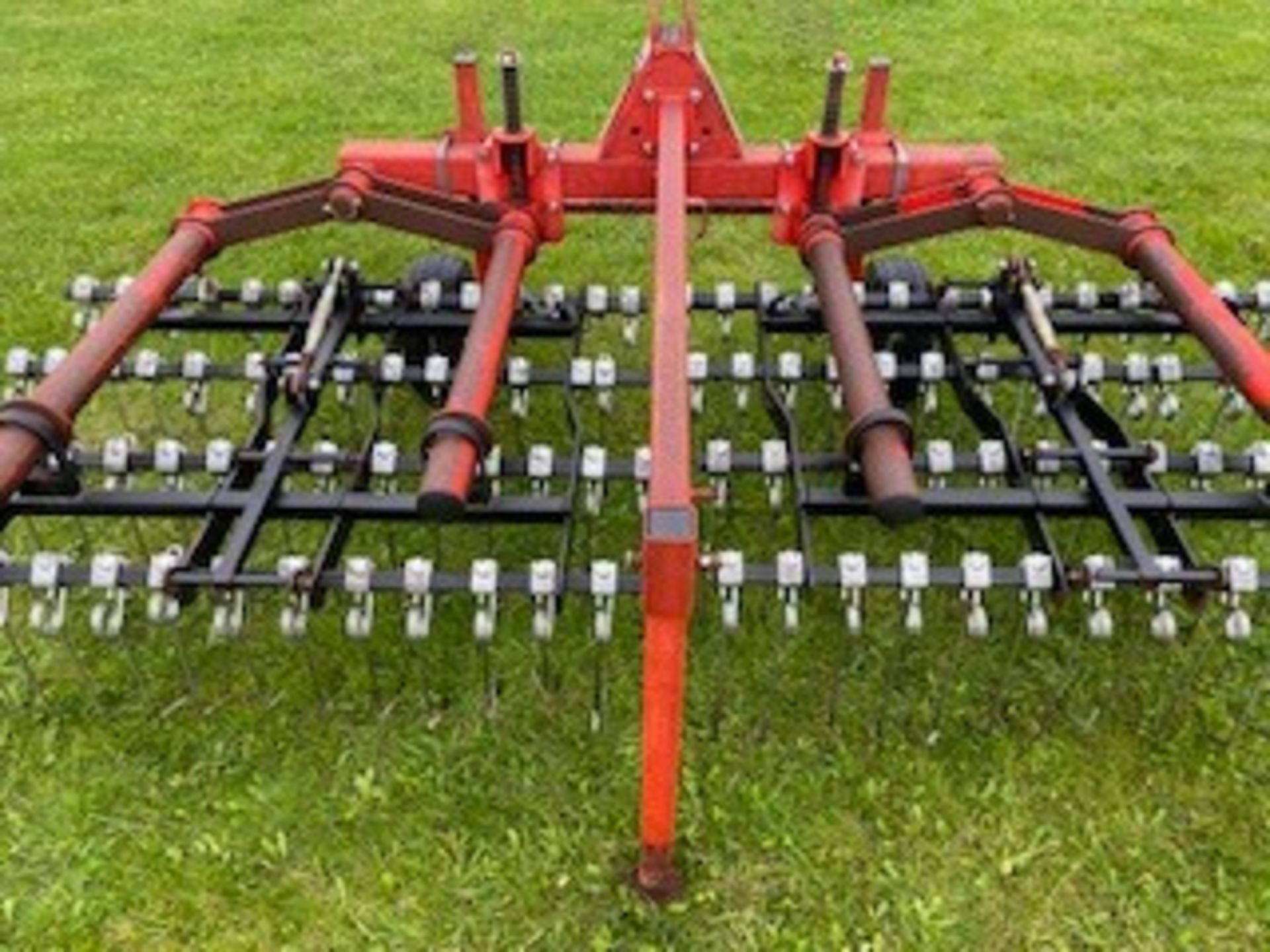 BROWNS 3m SPRING TINE GRASS HARROW - Bild 4 aus 4