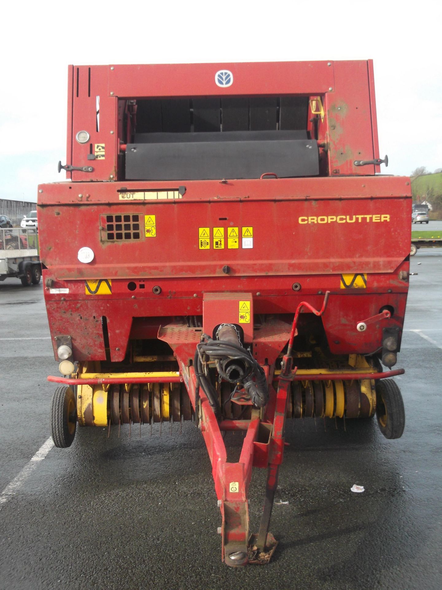 NEW HOLLAND 648 ROUND BALER - Image 2 of 5