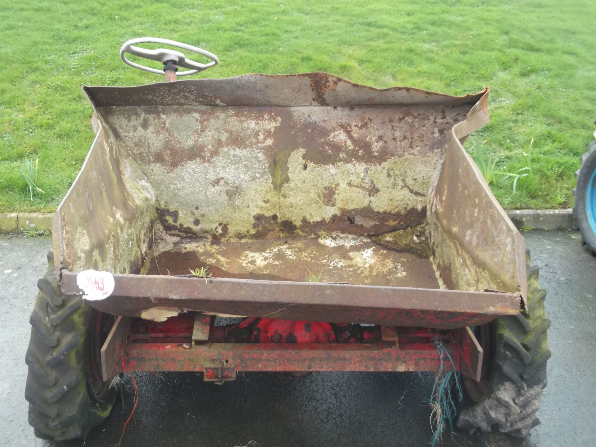 VINTAGE 1 TON DUMPER - Image 2 of 4