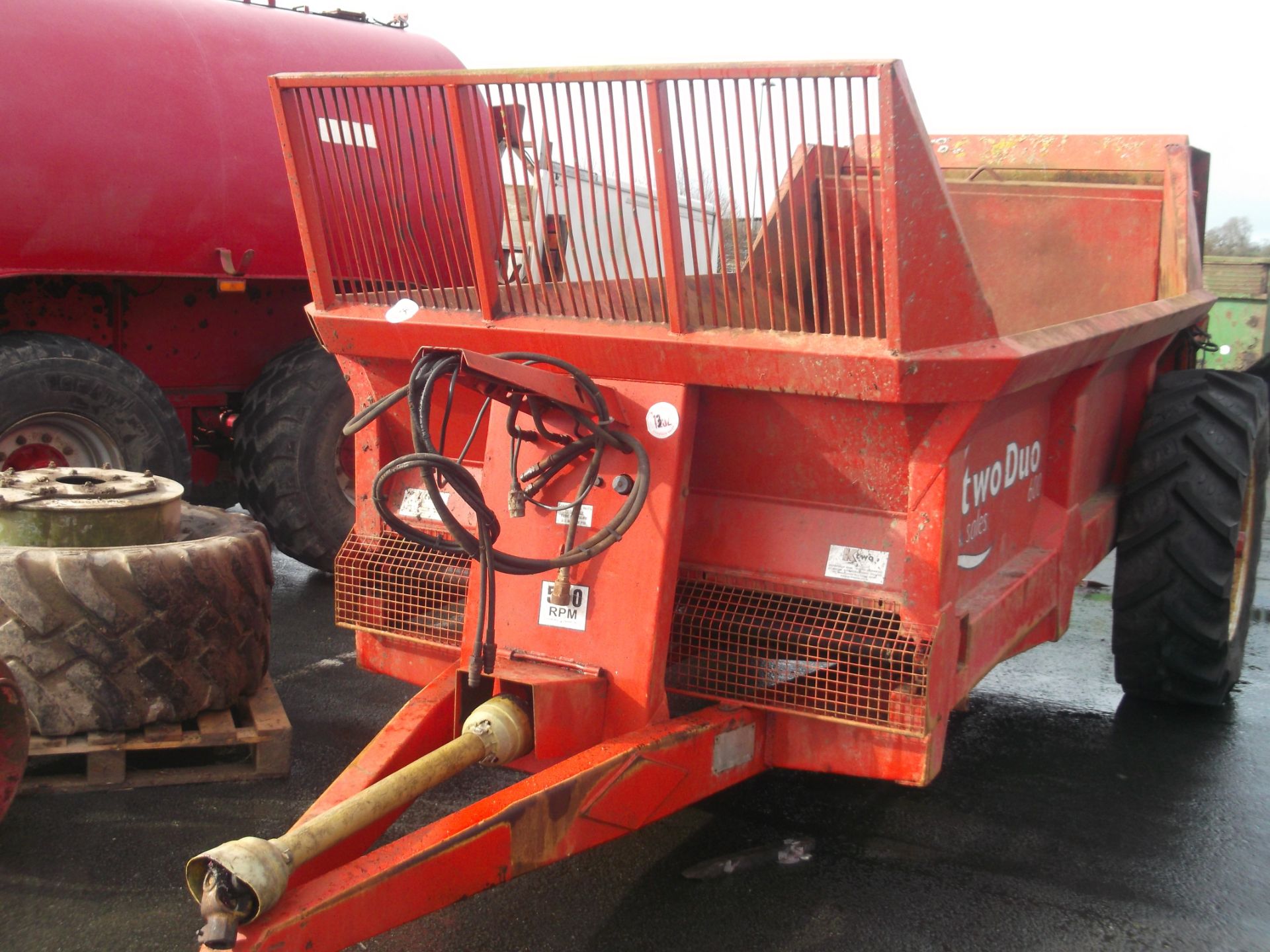 KTWO 600 REAR DISCHARGE MUCK SPREADER