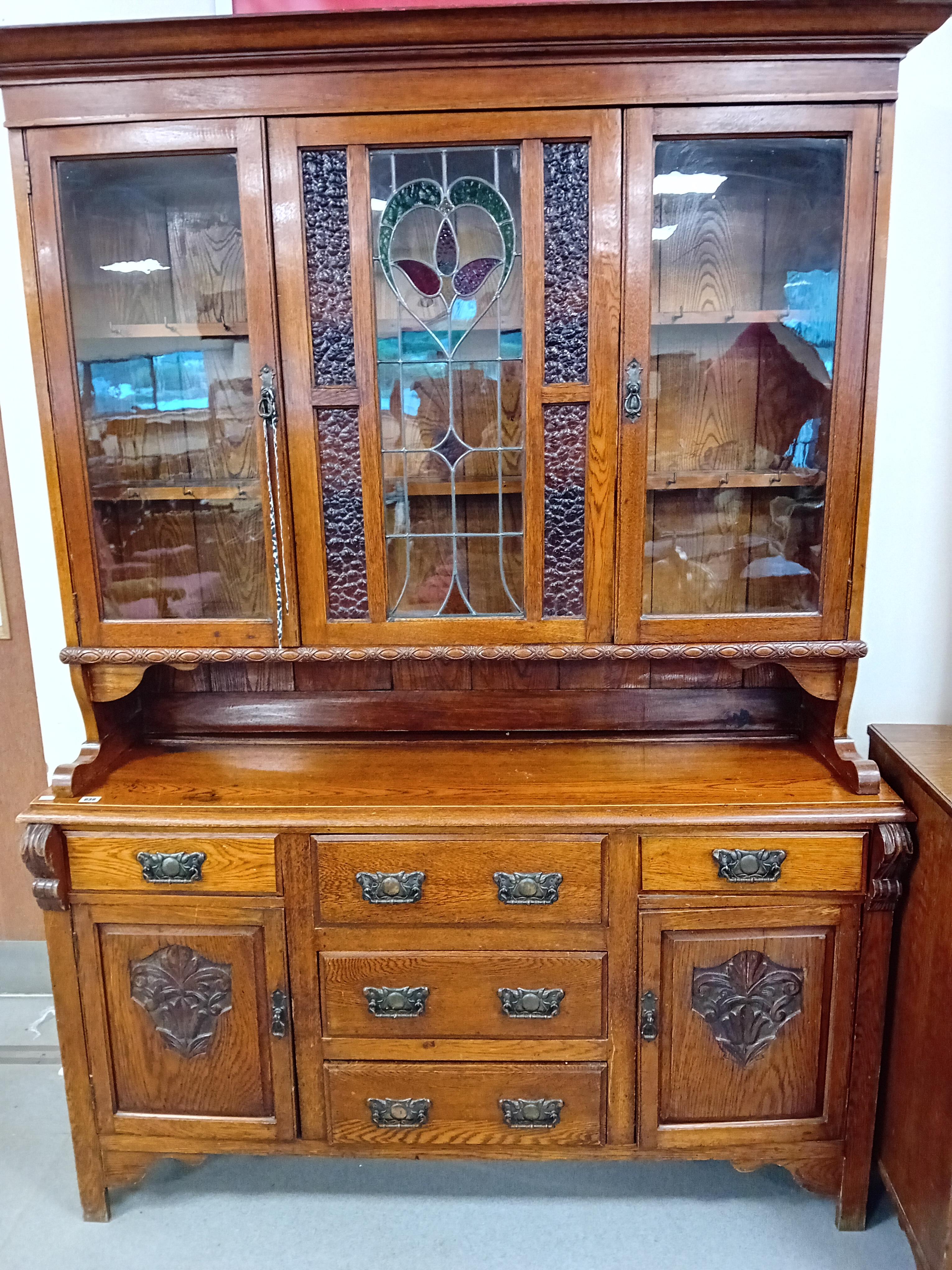 LARGE VICTORIAN OAK DRESSER