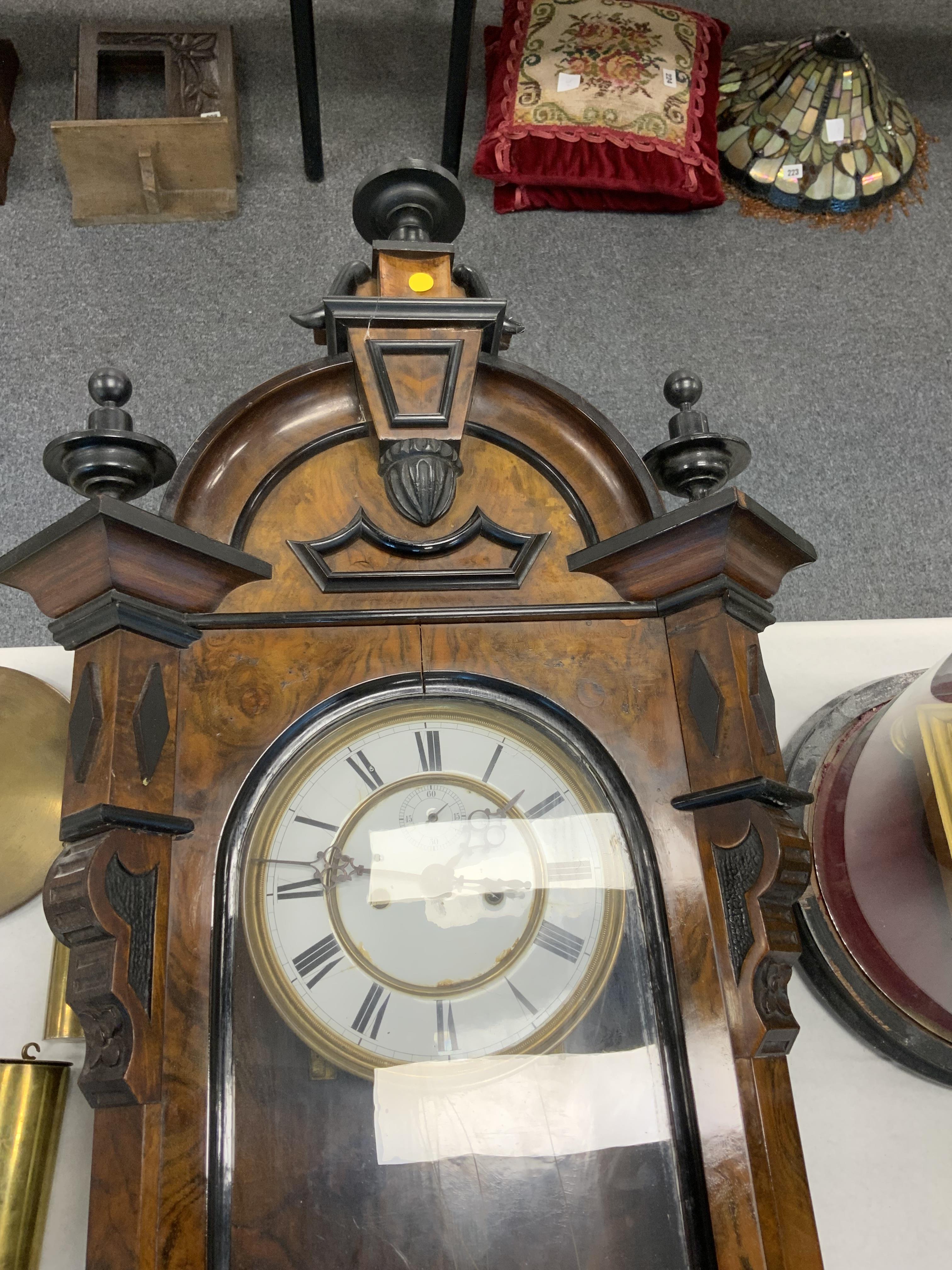 VICTORIAN WALNUT & MAHOGANY CASED CLOCK - Bild 7 aus 11