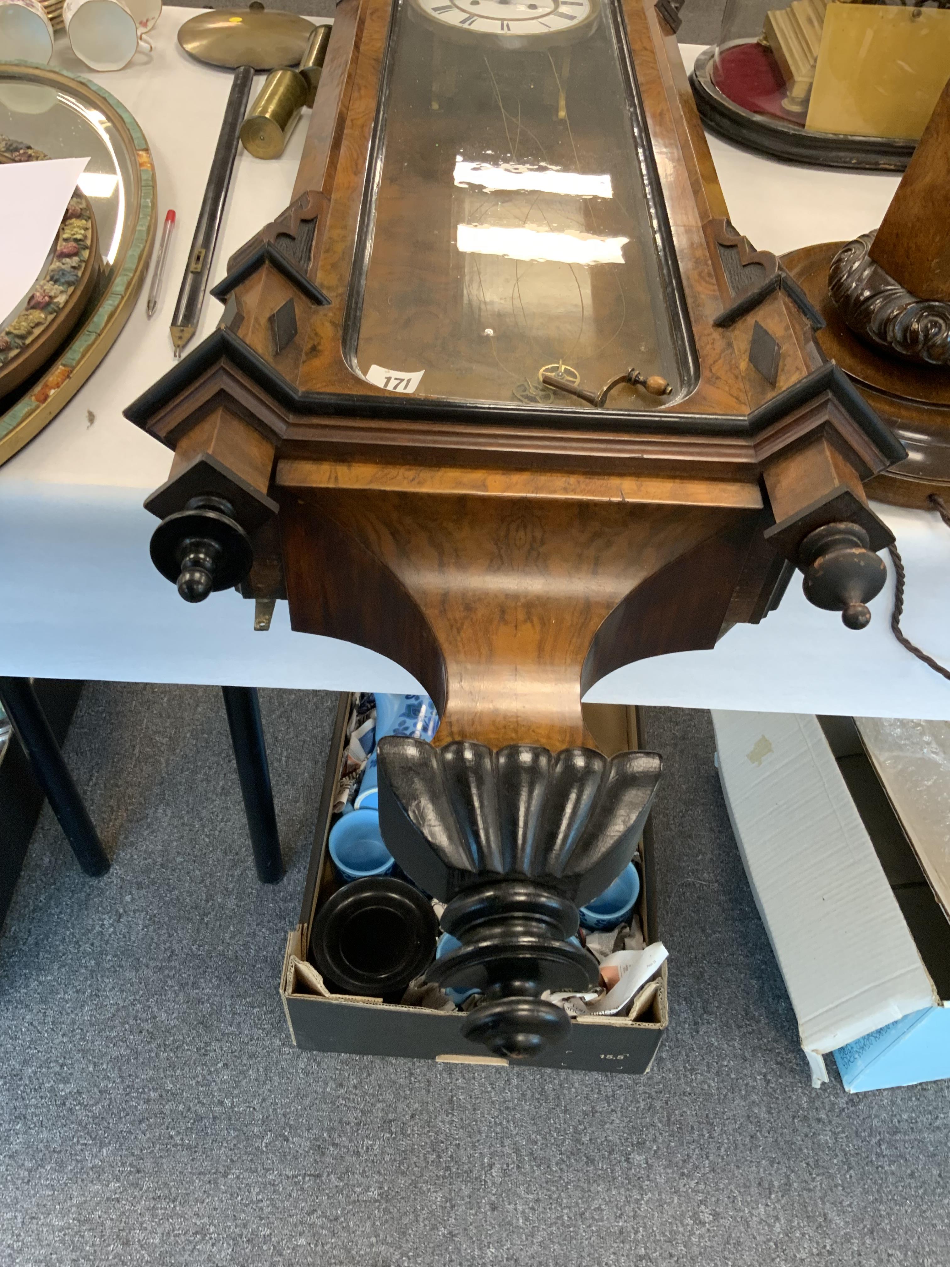 VICTORIAN WALNUT & MAHOGANY CASED CLOCK - Bild 6 aus 11