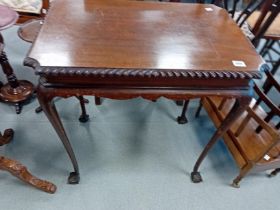 REPRODUCTION MAHOGANY SIDE TABLE