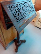 EARLY VICTORIAN ROSEWOOD MUSIC STAND