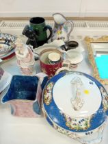 12 PIECES VICTORIAN & LATER CHINAWARE