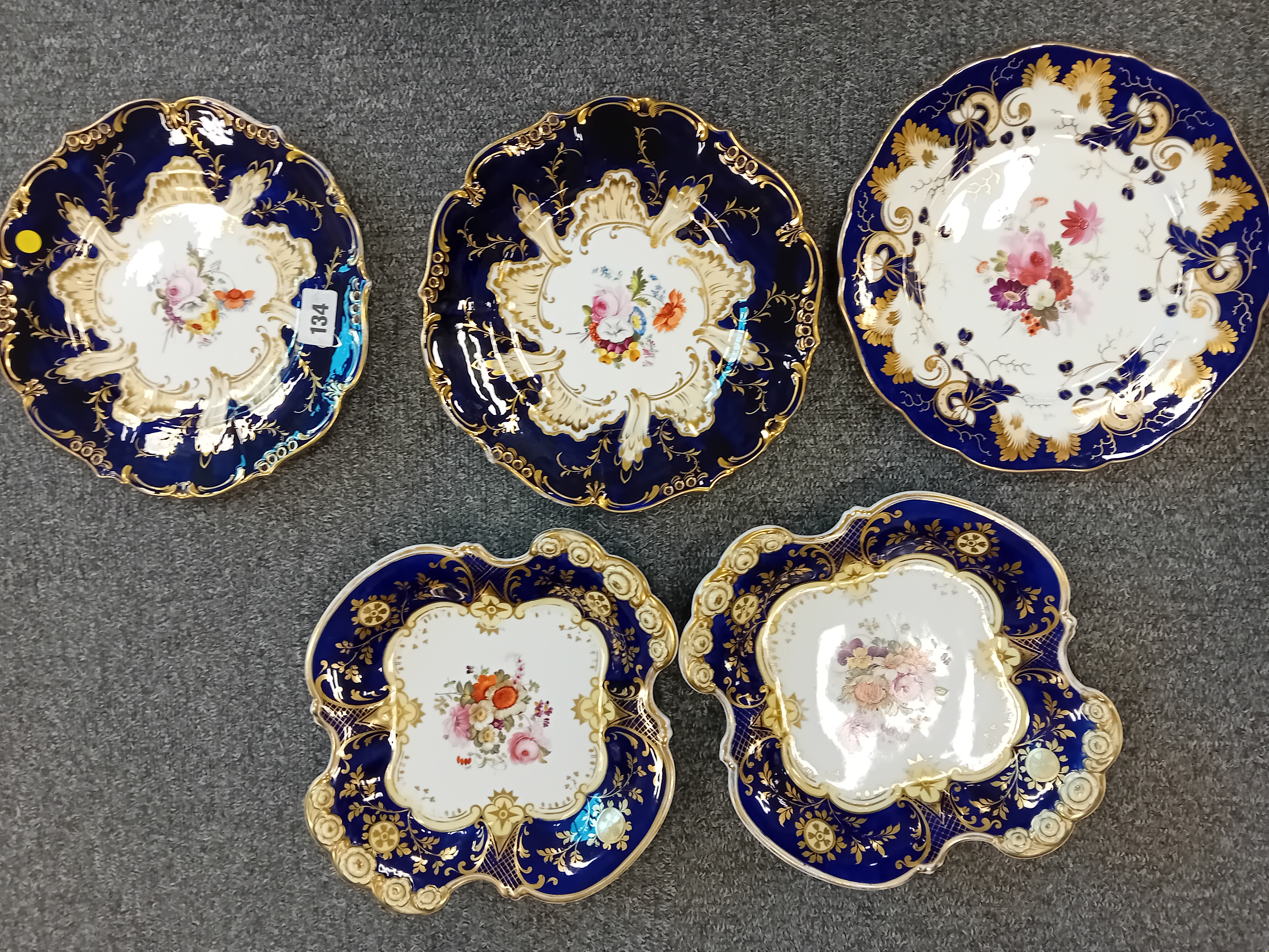 5 VICTORIAN BLUE & GILT PLATES