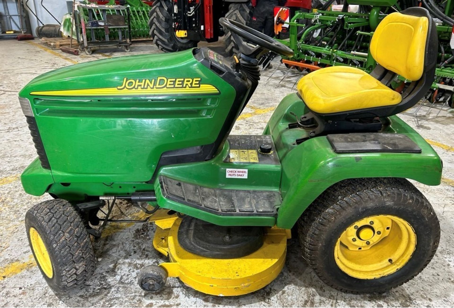 JOHN DEERE GX355 DIESEL RIDE ON MOWER - Image 3 of 5