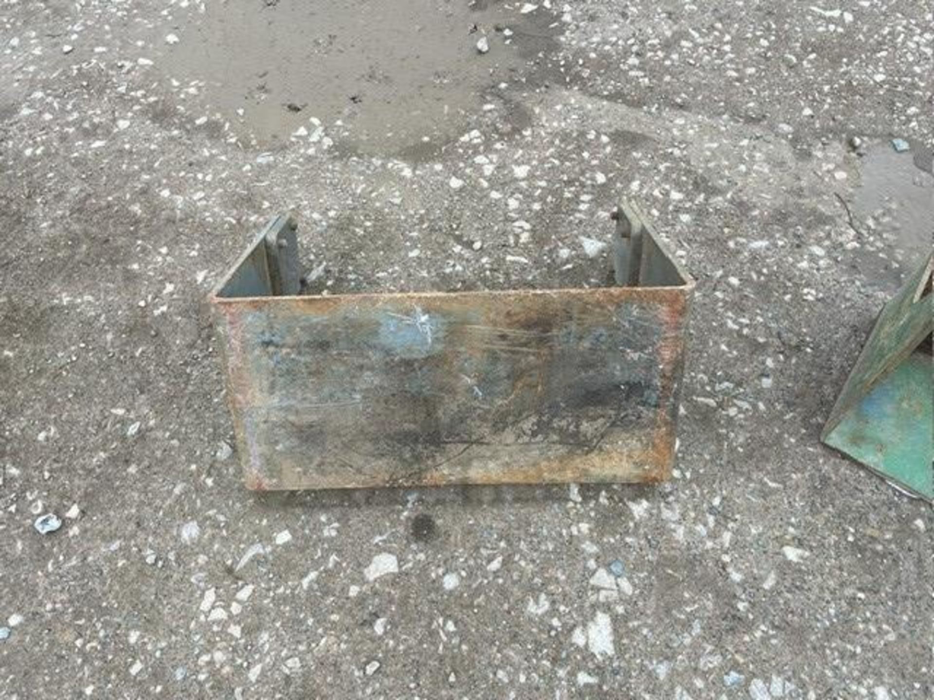 MASSEY FERGUSON FRONT WEIGHT FRAME