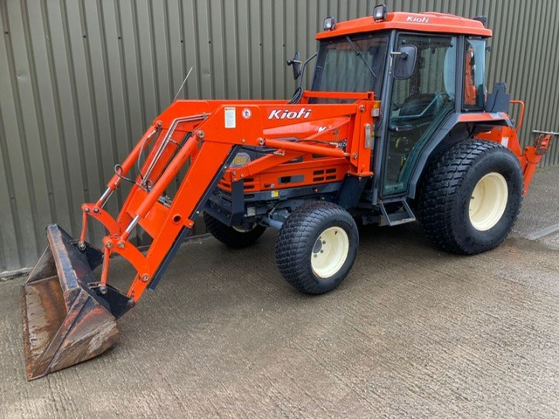 KIOTI DK45 TRACTOR FITTED WITH LOADER