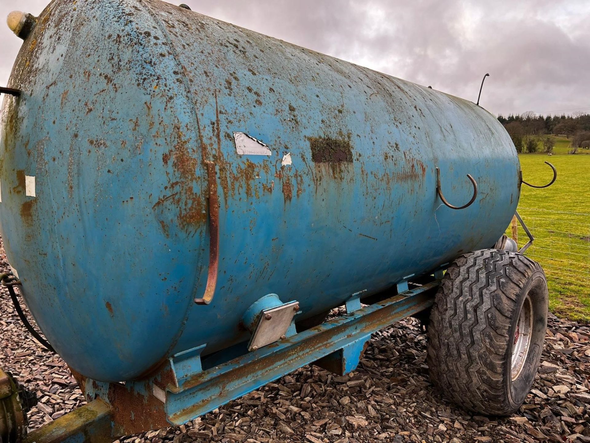 1300 GALLON SLURRY TANKER - Image 4 of 5