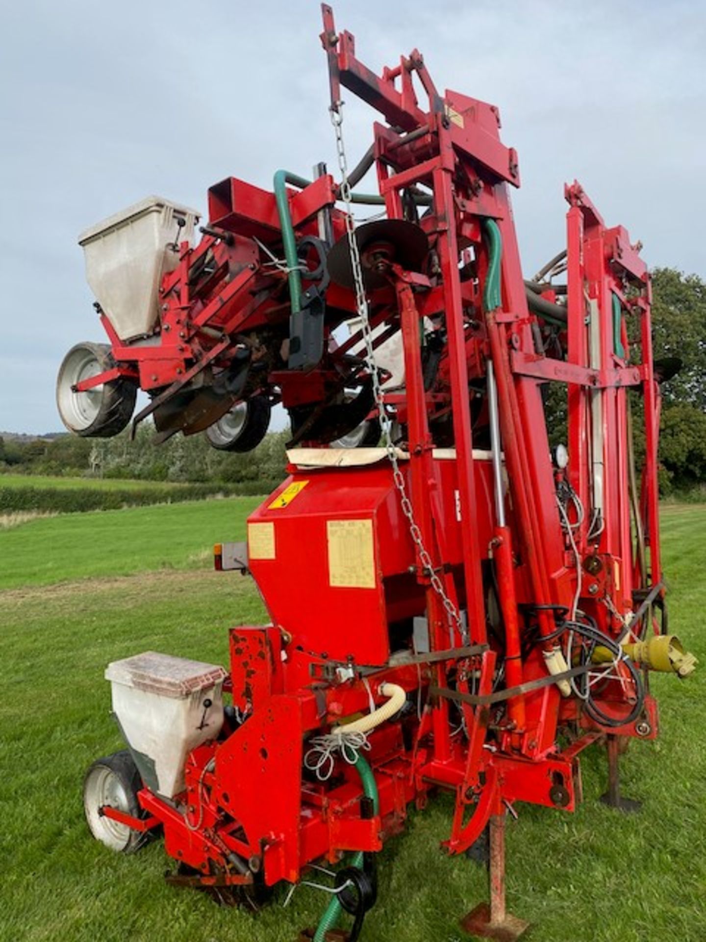 BECKER 8 ROW MAIZE DRILL - Image 2 of 7
