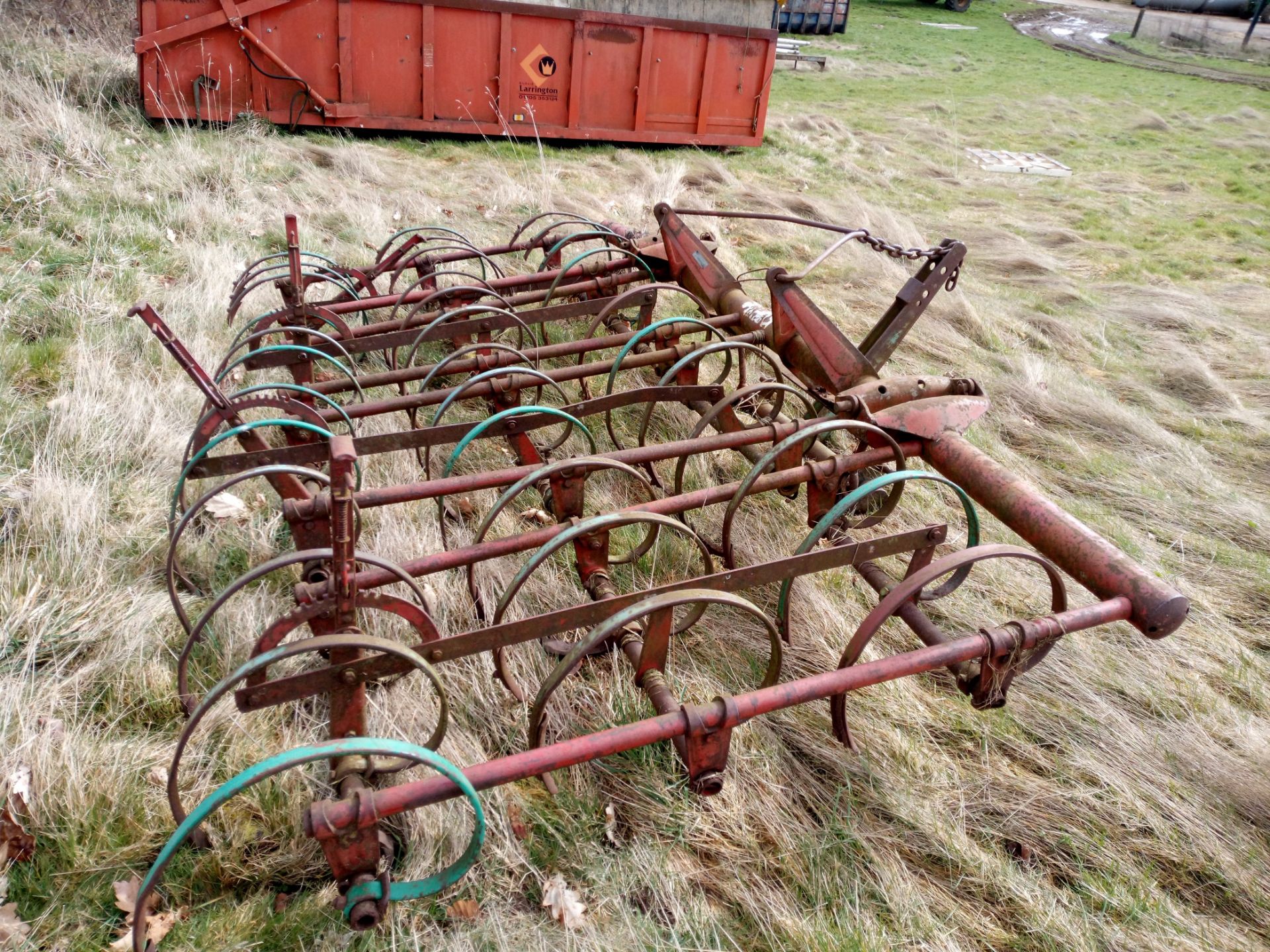 KVERNELAND SPRING TINE HARROWS