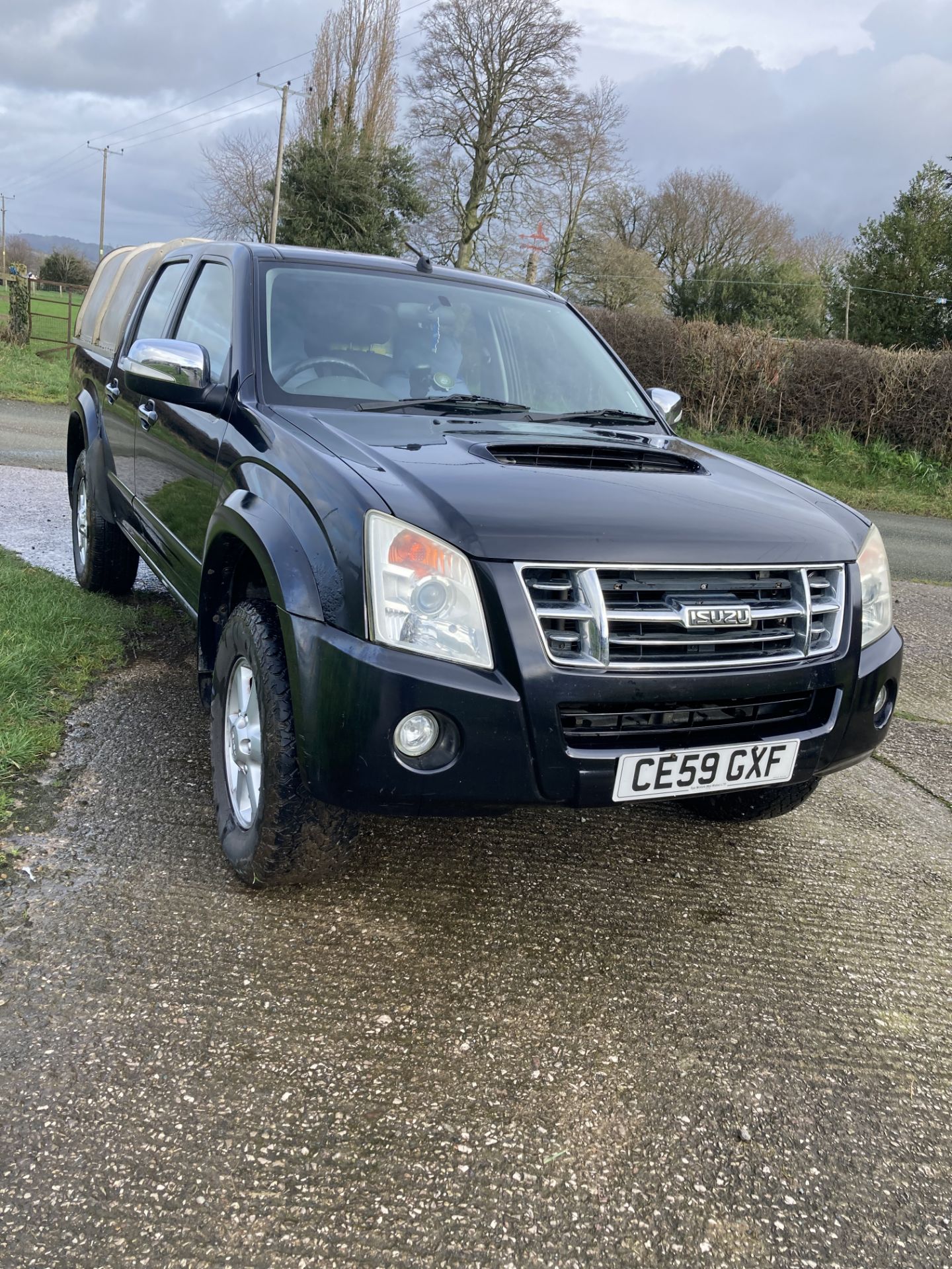 ISUZU RODEO DENVER PICK UP