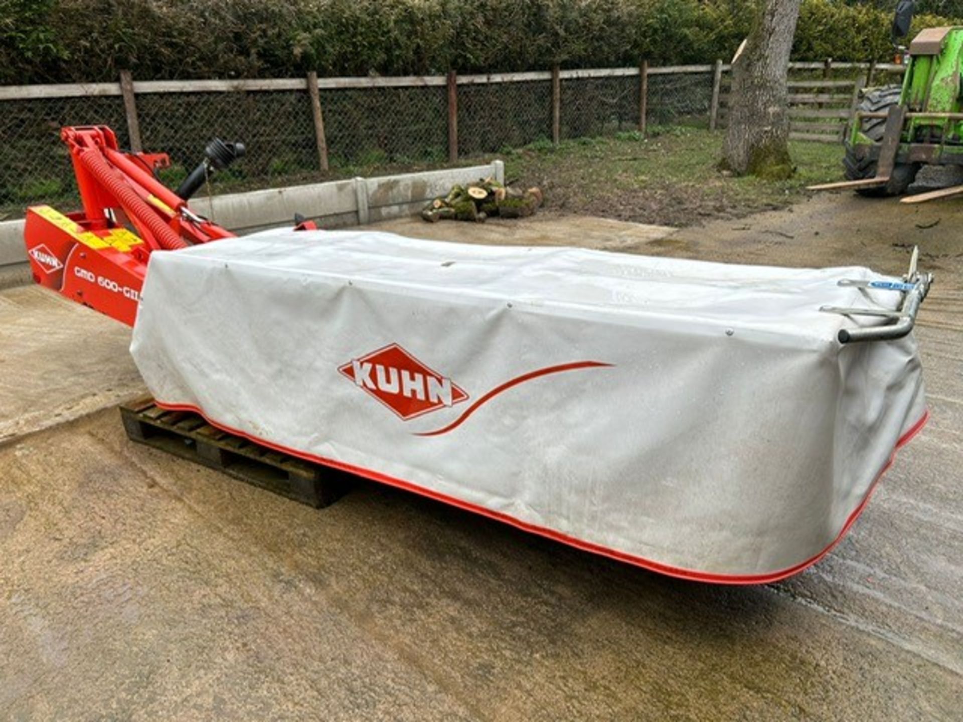 2010 KUHN GMD 600 MOWER