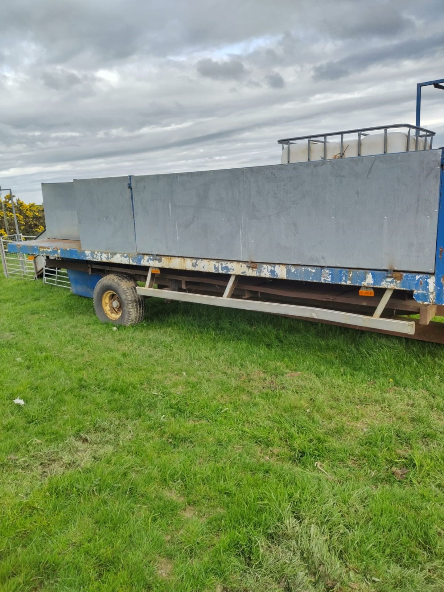 MOBILE SHEEP DIPPER 750 LITRE DIPPING