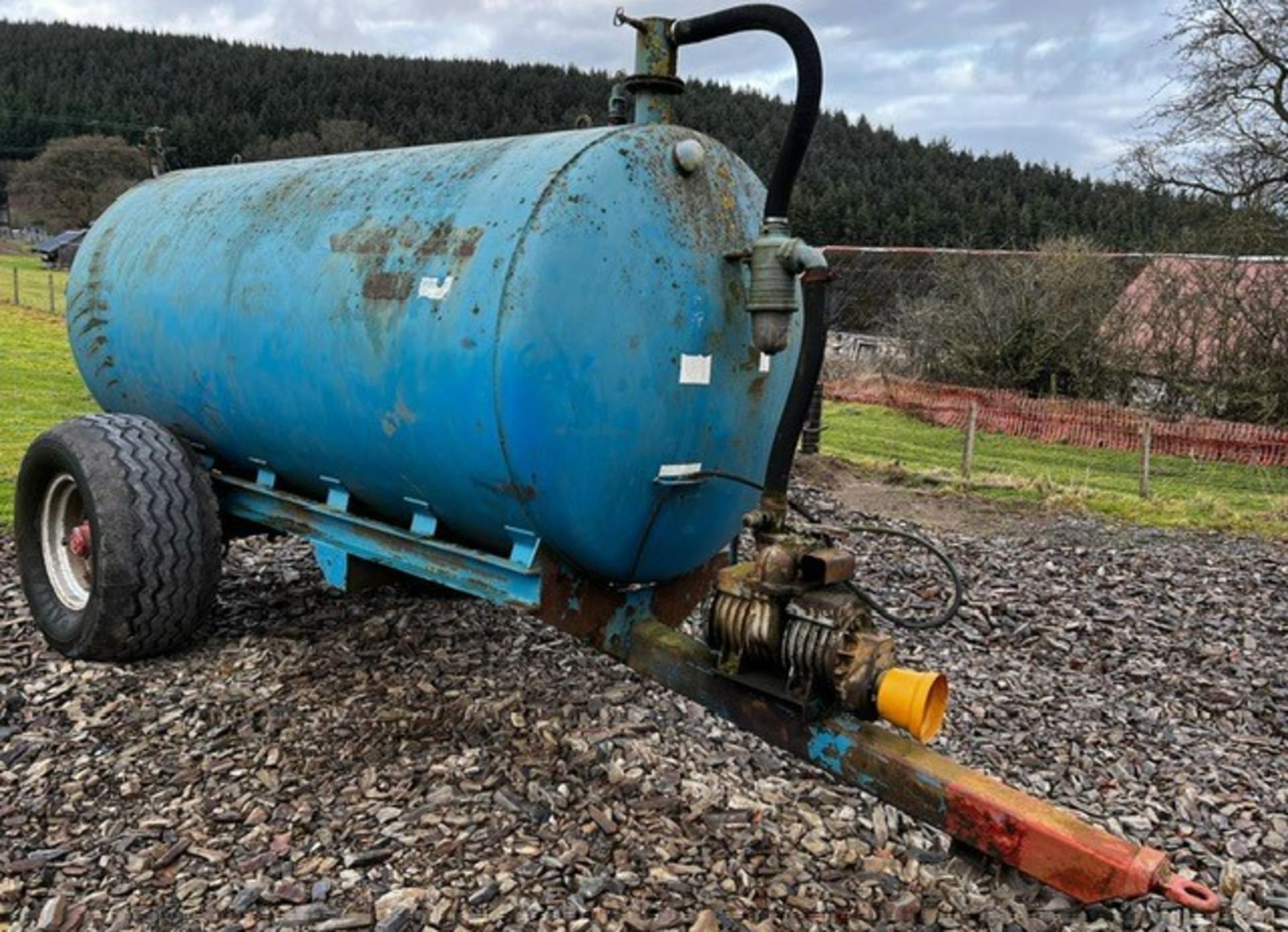 1300 GALLON SLURRY TANKER