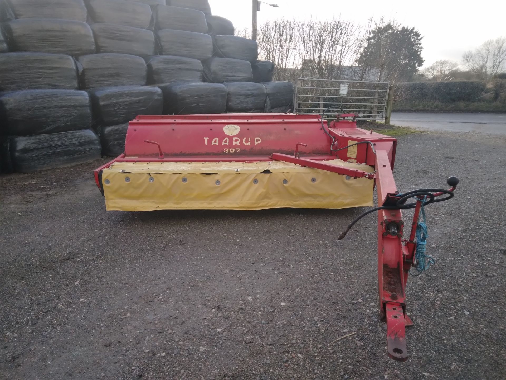 TARRUP 307 9' TRAILED MOWER CONDITIONER