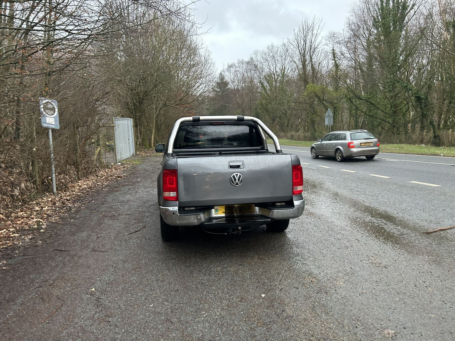 VOLKSWAGEN AMAROK 4 MOTION PICK UP - Image 6 of 8