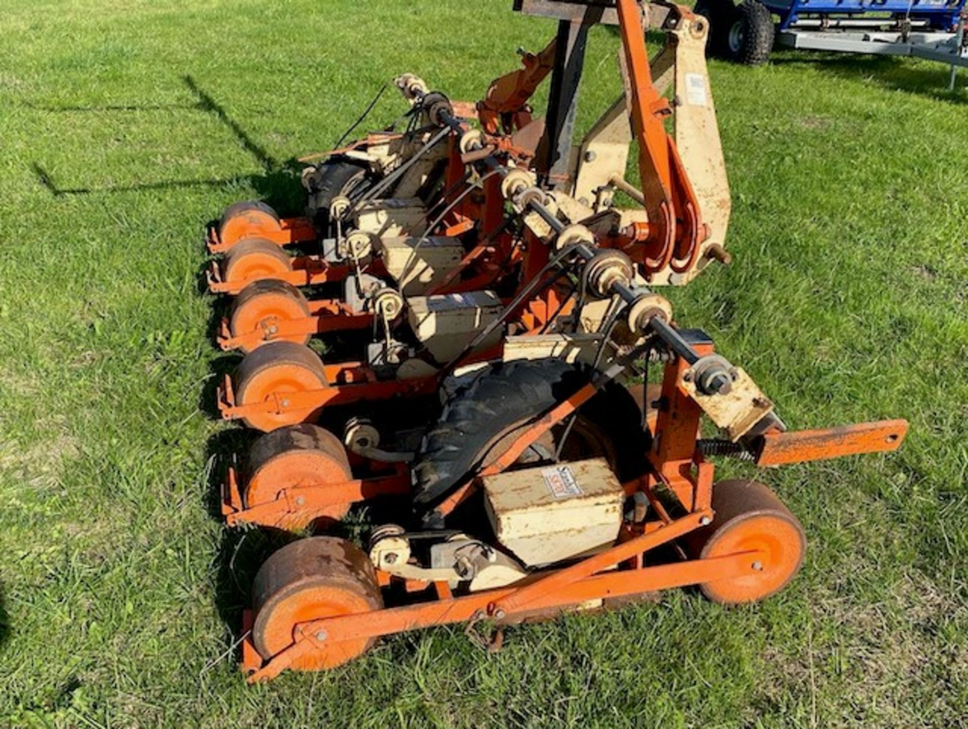 STANHAY 6 ROW FODDER BEET DRILL - Image 2 of 4