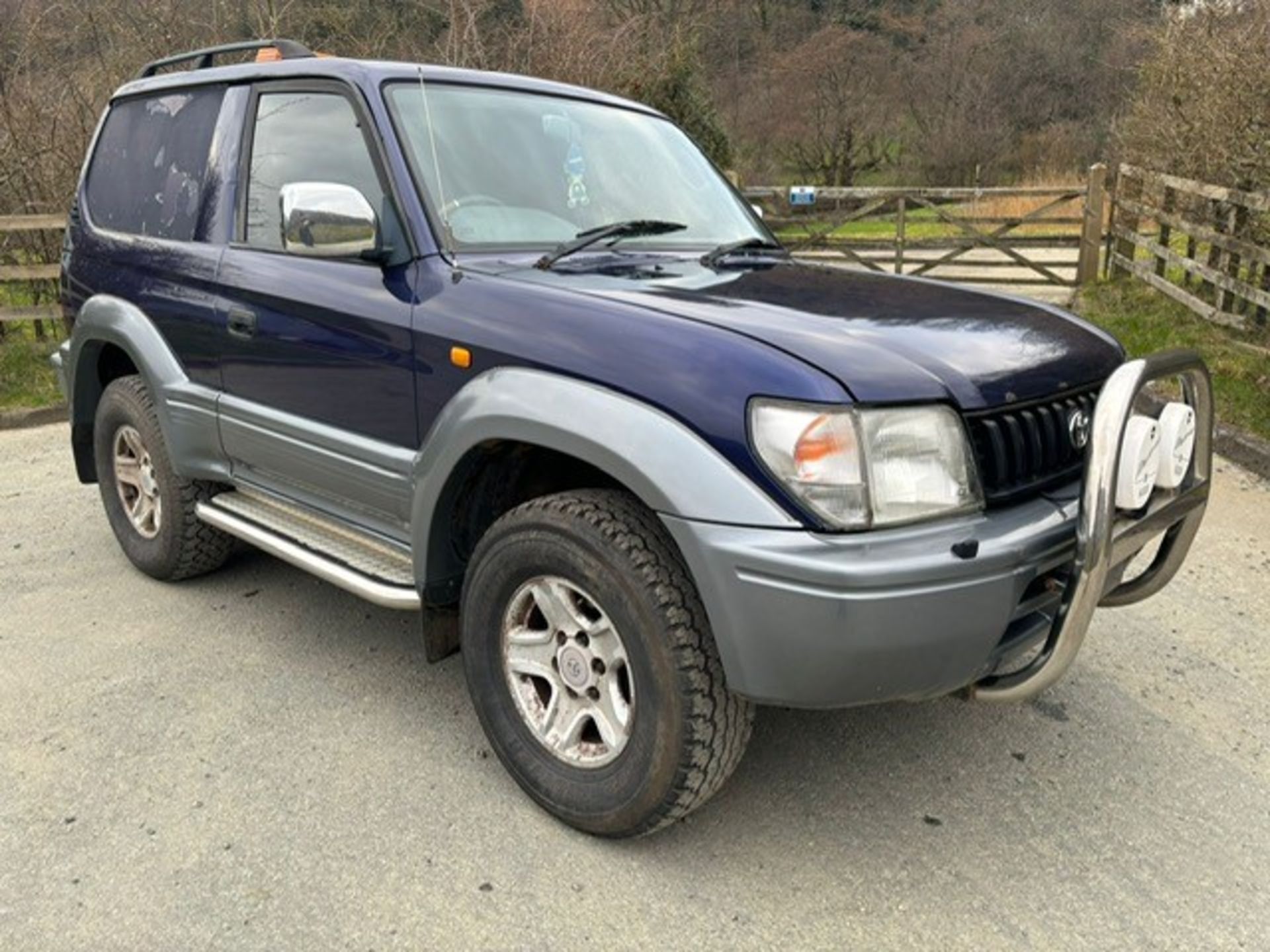 TOYOTA LAND CRUISER SWB COMMERCIAL TRUCK