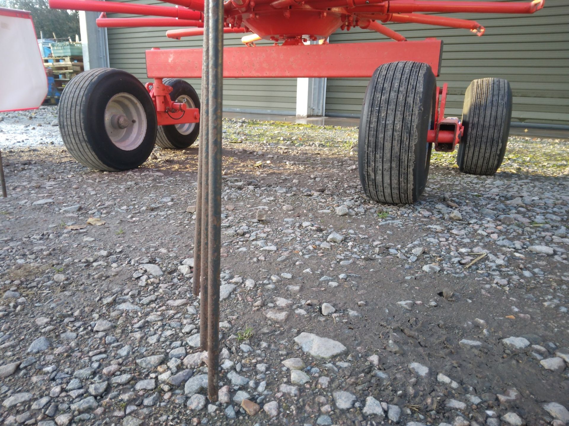 KUHN GA4321 SINGLE ROTA RAKE - Image 4 of 12