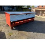 10ft HEAVY DUTY TEG FEEDER (HOLDS 1 TON)