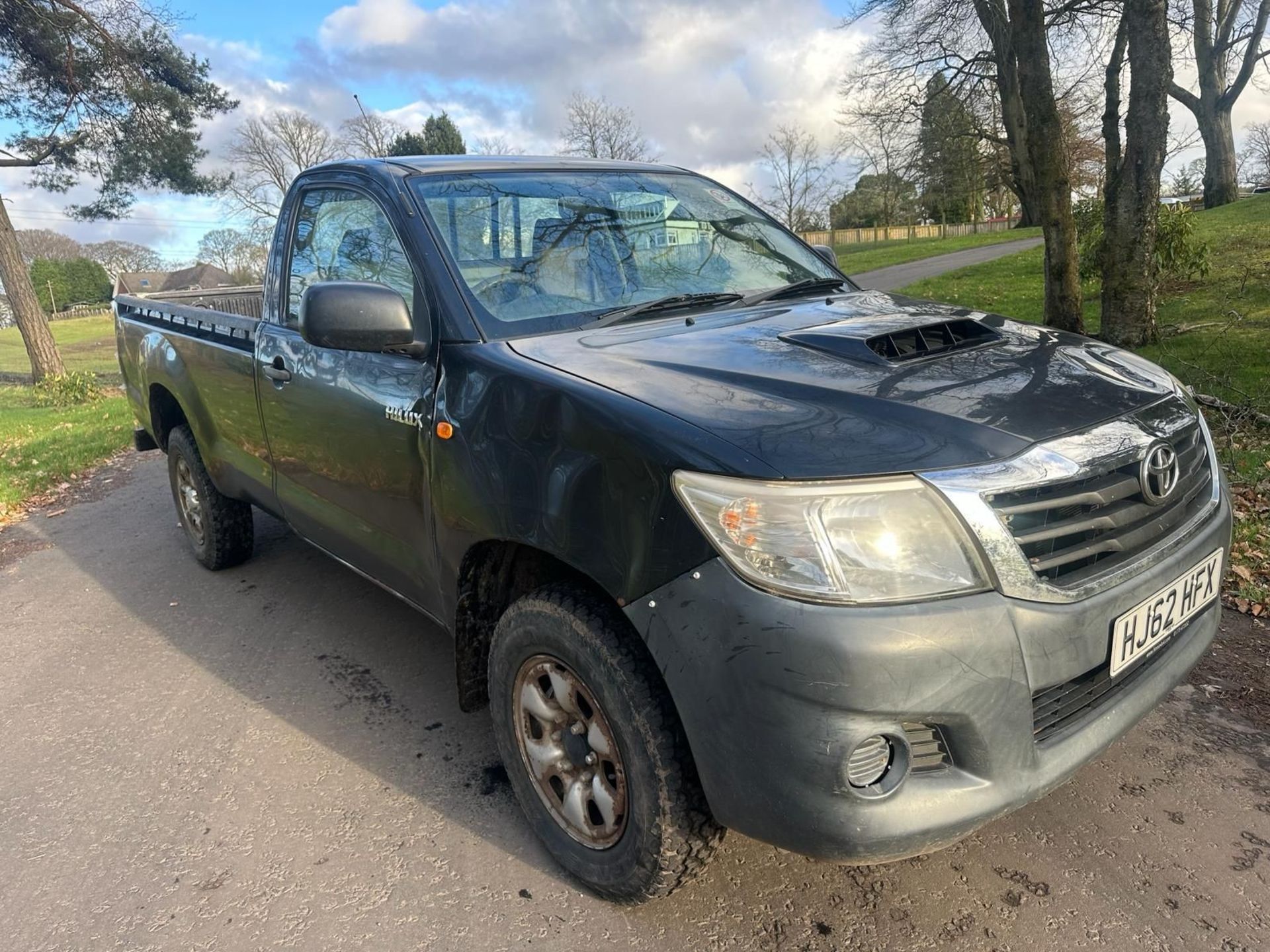 TOYOTA HILUX SINGLE CAB PICK UP