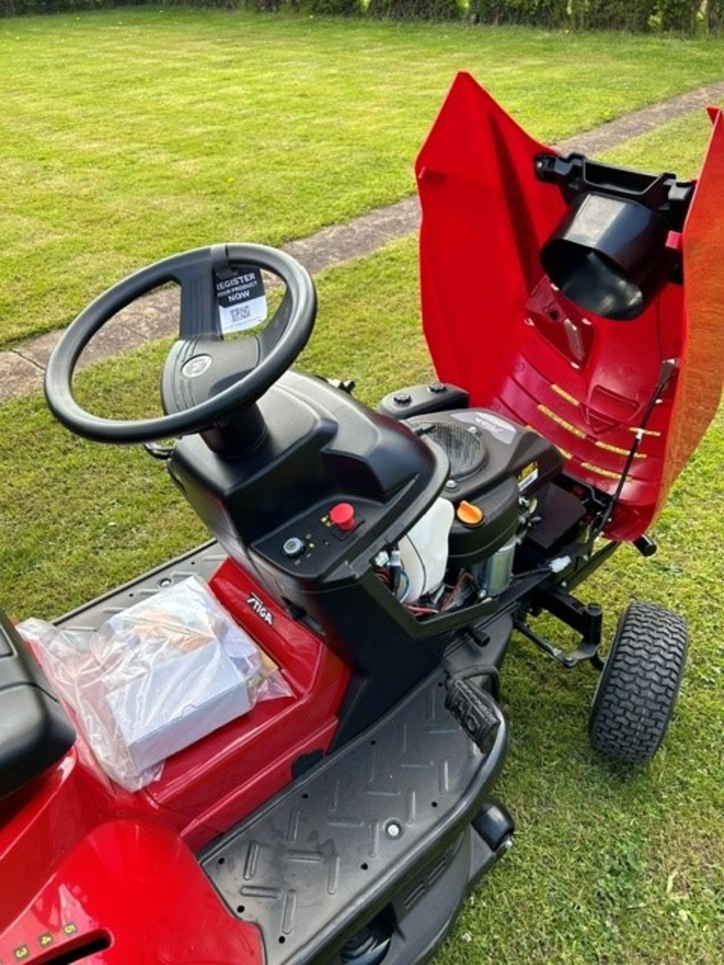 NEW MOUNTFIELD T30M 33" RIDE ON TRACTOR - Bild 7 aus 7