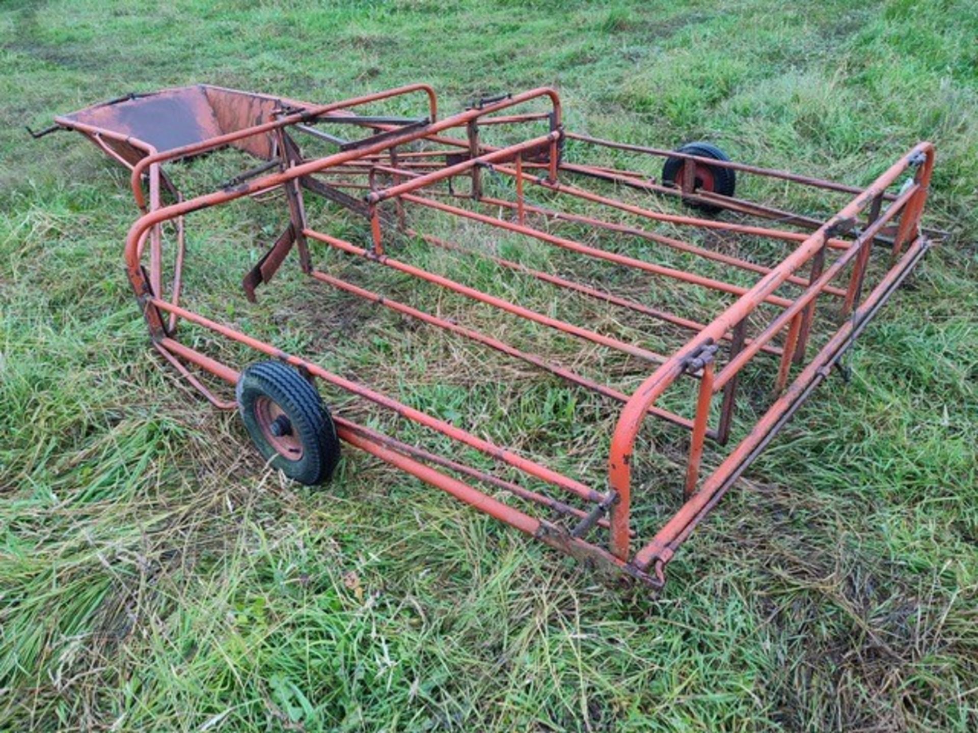 FLAT 8 BALE SLEDGE - NO VAT - Bild 2 aus 3