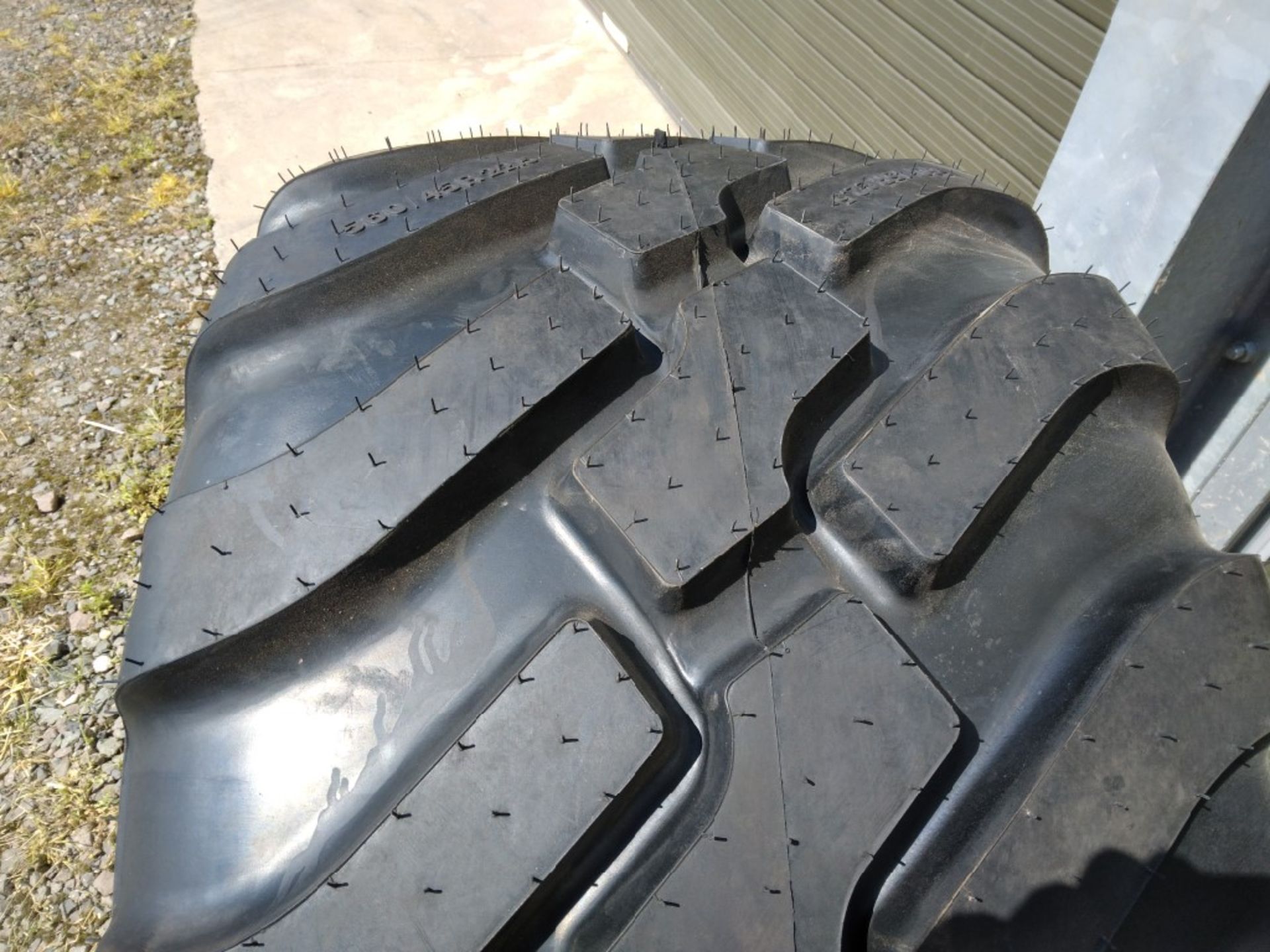 NEW BKT ULTRA FLOATATION TYRE - Image 3 of 7