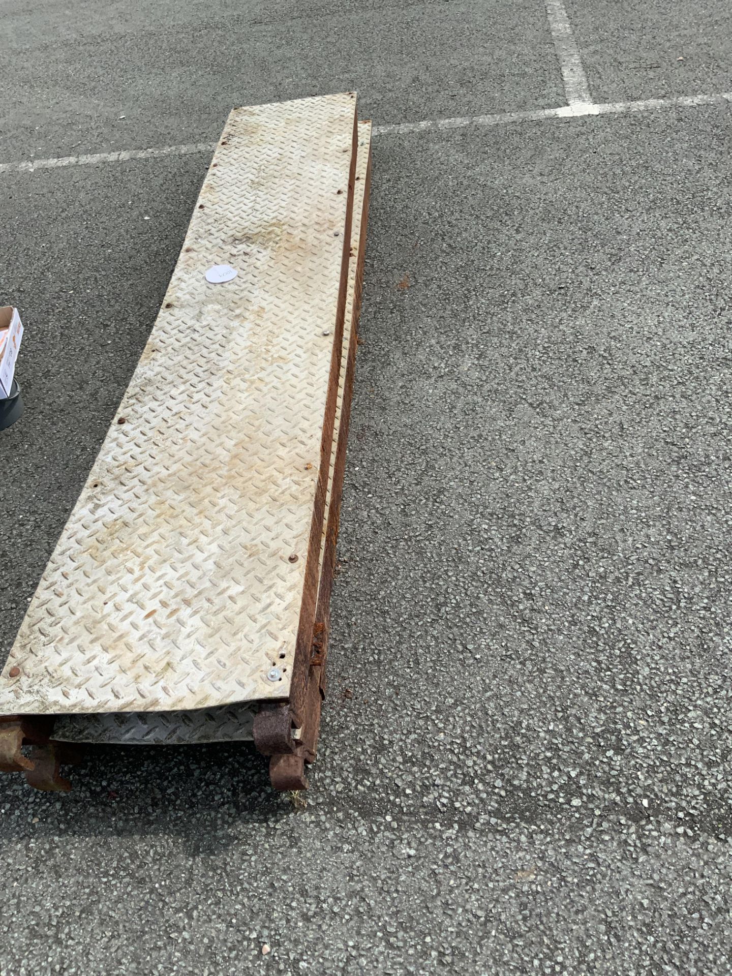 2 X HEAVY DUTY LORRY RAMPS 8FT LONG - Image 2 of 2