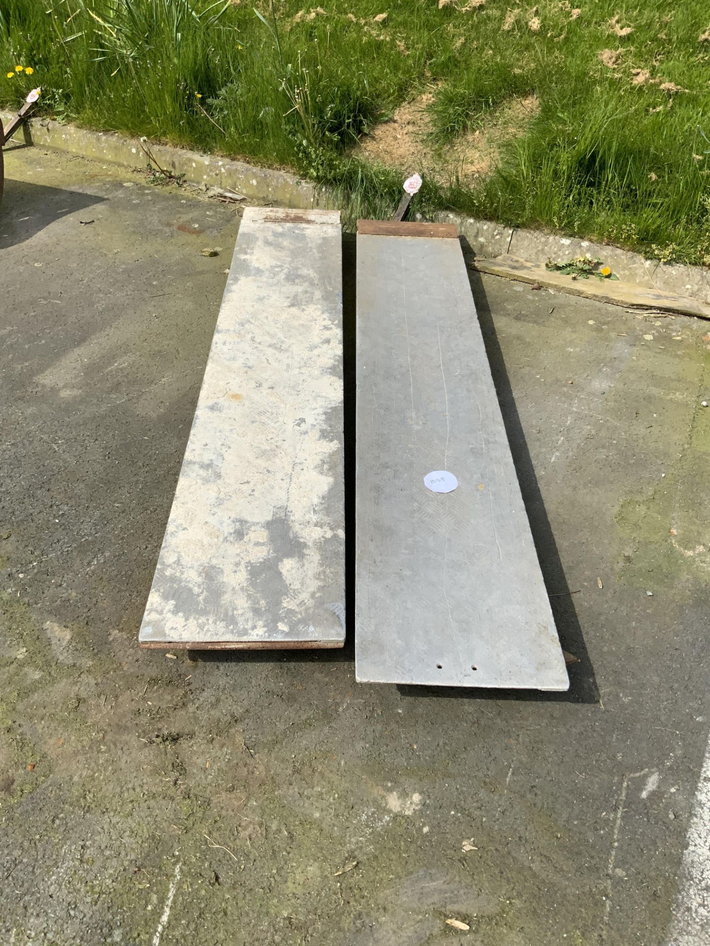 SET OF HEAVY DUTY LOADING RAMPS